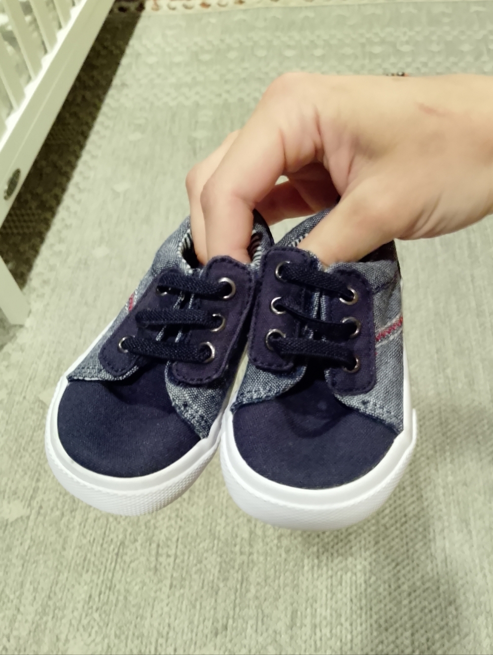 Wonder Nation Baby Blue Slip on Canvas Sneakers Size 3 NWOT